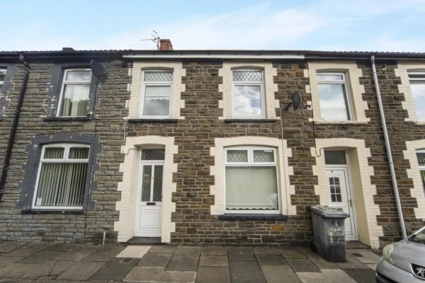 Three-bedroom terraced house, Abercynon, Wales, £96,000