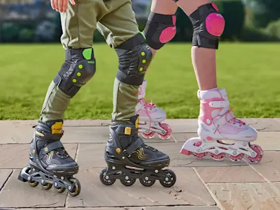 Rollschuhe & Inliner