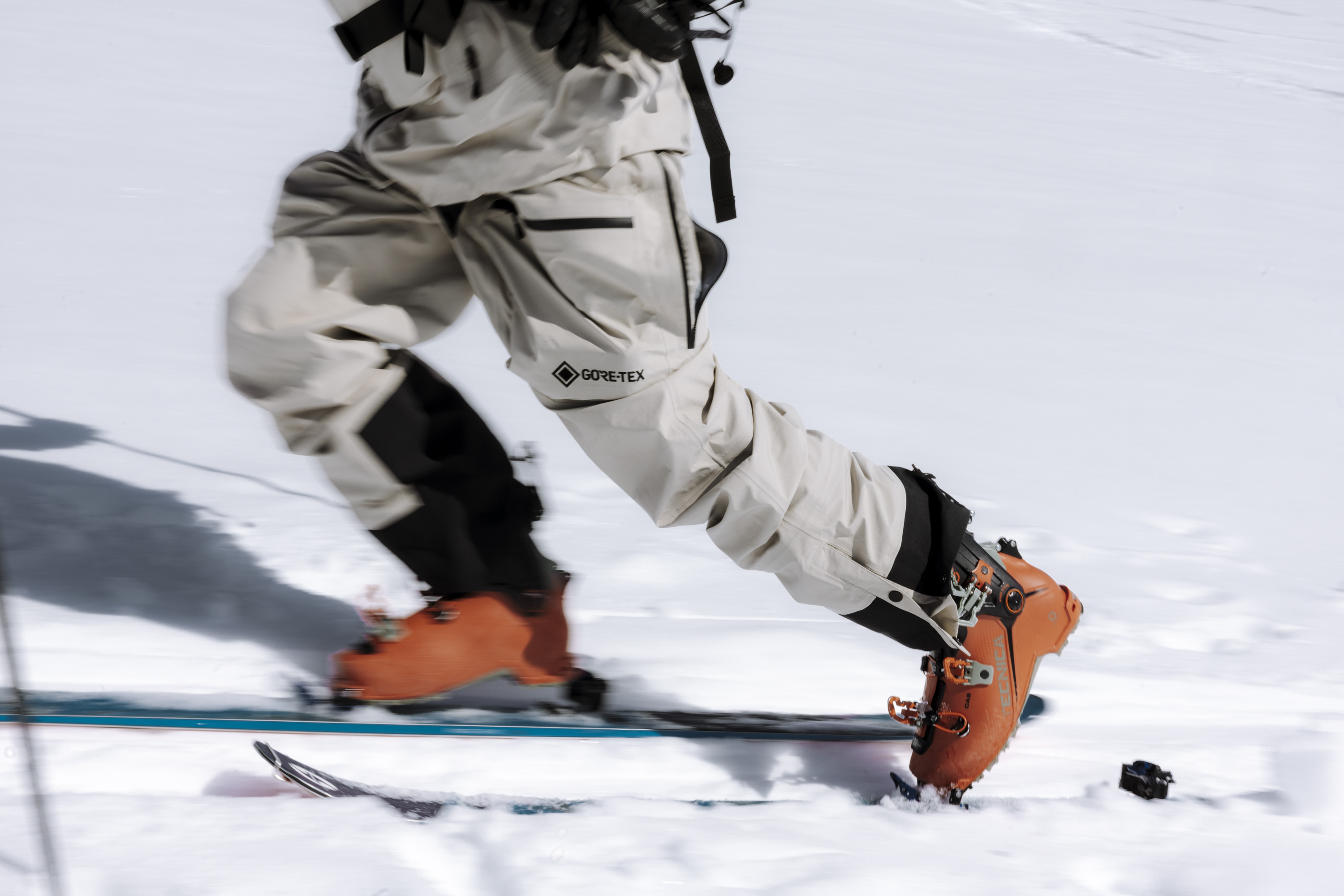 grandeur botte de ski salomon S/Pro Alpha 130 Boots 2026 28.5 these boots deliver a snug Talon Chaussure De Ski Pour