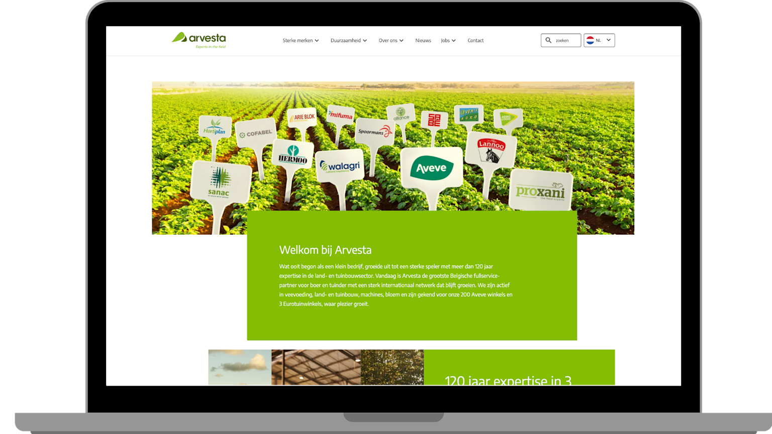 Mockup of a laptop and tablet showing the Arvesta homepage hero