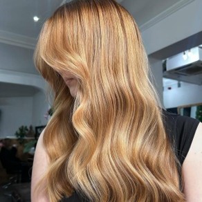 How to Go From Red Hair to Blonde | Wellastore US