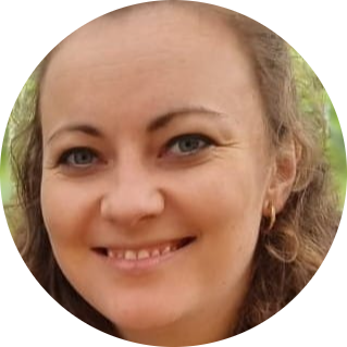 Catherine Uttley headshot