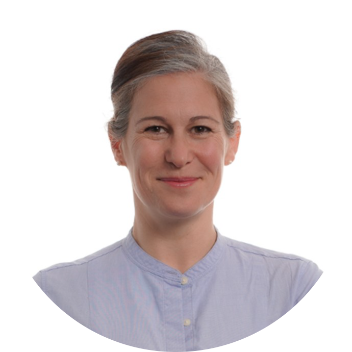 Dr Dana Shai headshot, facing the camera, smiling.