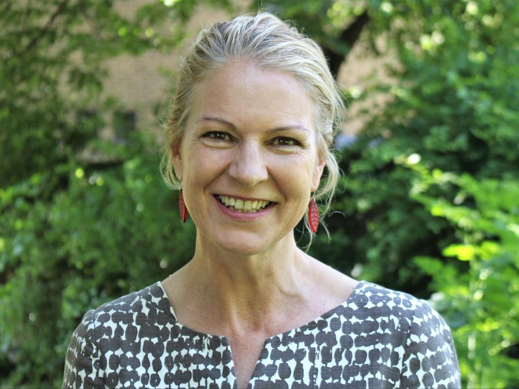 Dr Lesley French Director of Schools and Clinical Practice at Anna Freud - smiling, headshot.