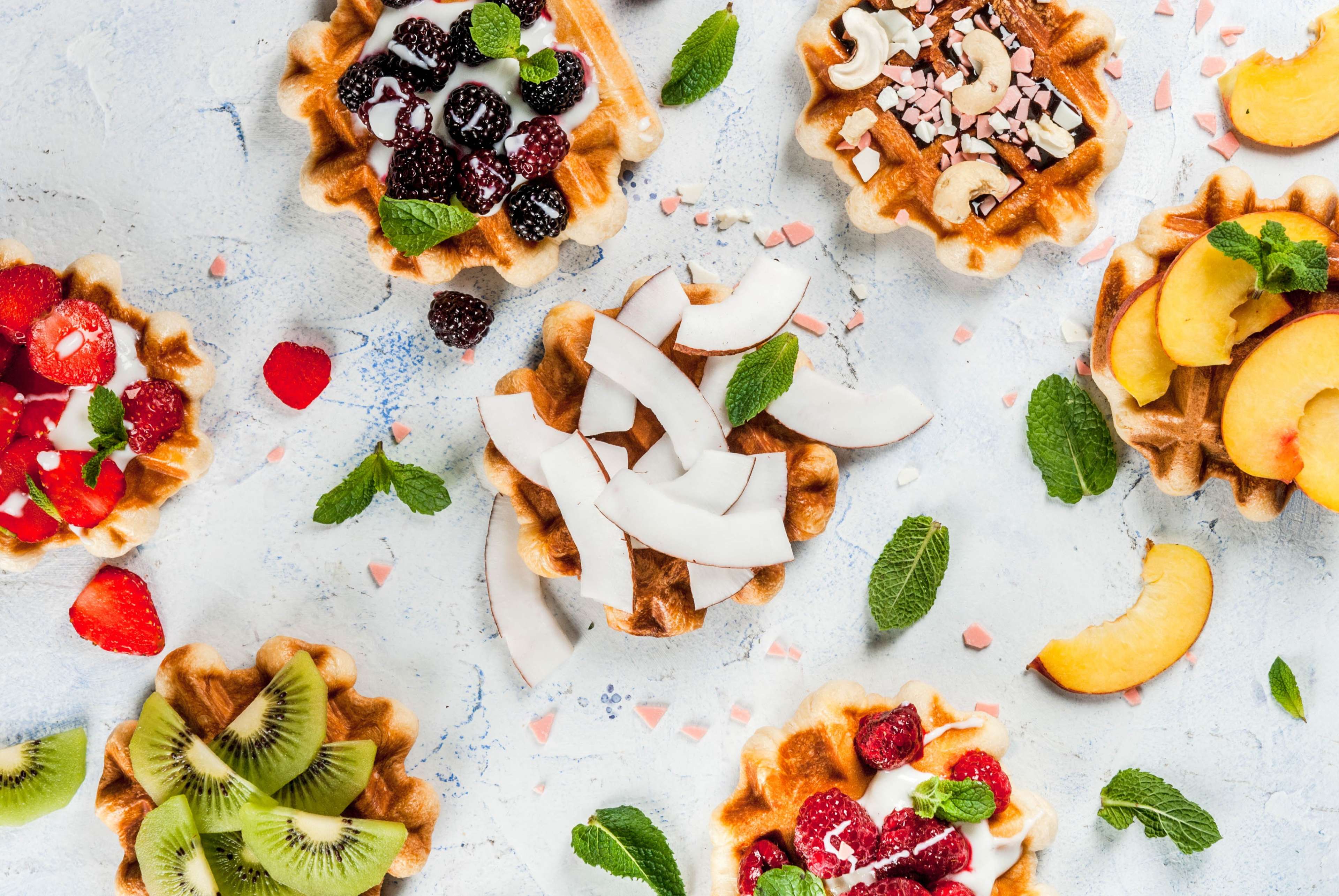 61a7e188ded7e978c662dcef_waffles%20with%20different%20toppings.jpeg