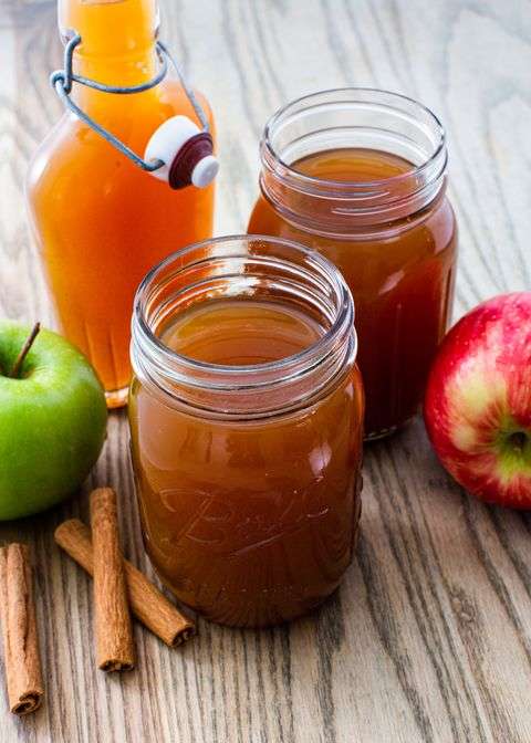 Apple pie moonshine served in mason jars