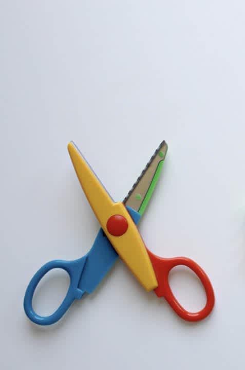 Kids' multicolored safety scissors