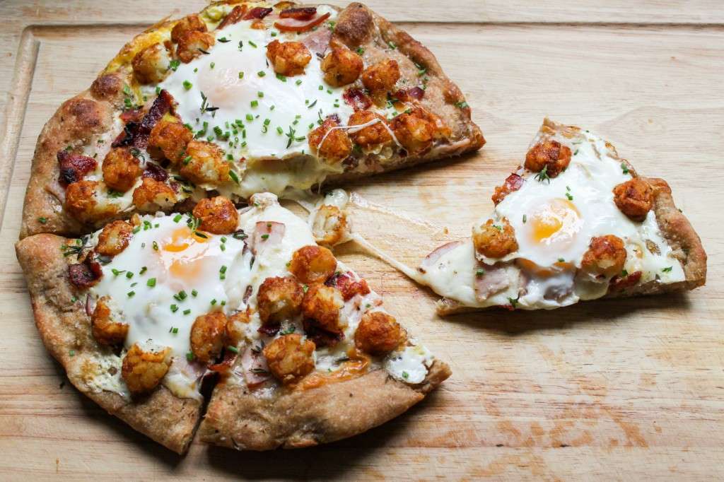 breakfast pizza