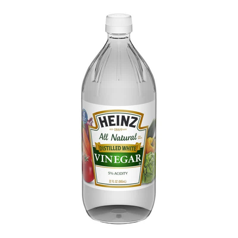 A bottle of Heinz Distilled White Vinegar