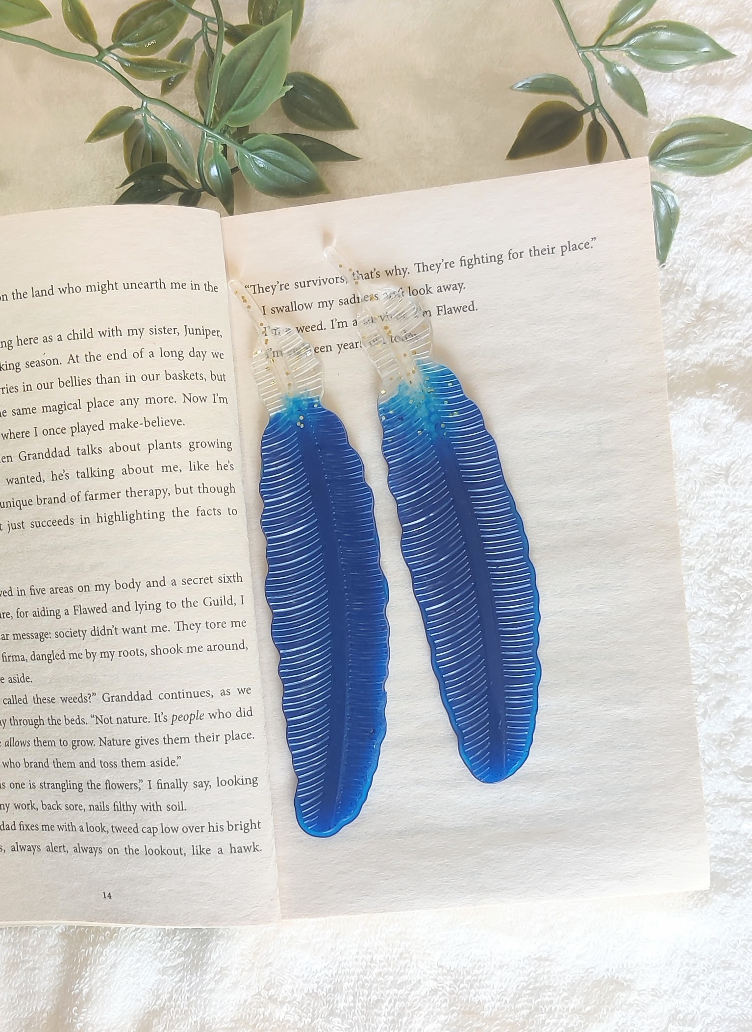 Image for Blue feather resin bookmarks(Pack of 2)