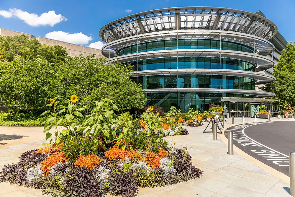 Sustainable Commercial Building