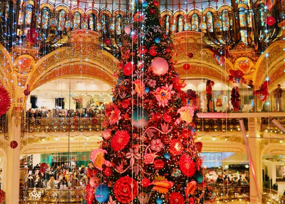 Juletræet i Galeries Lafayette