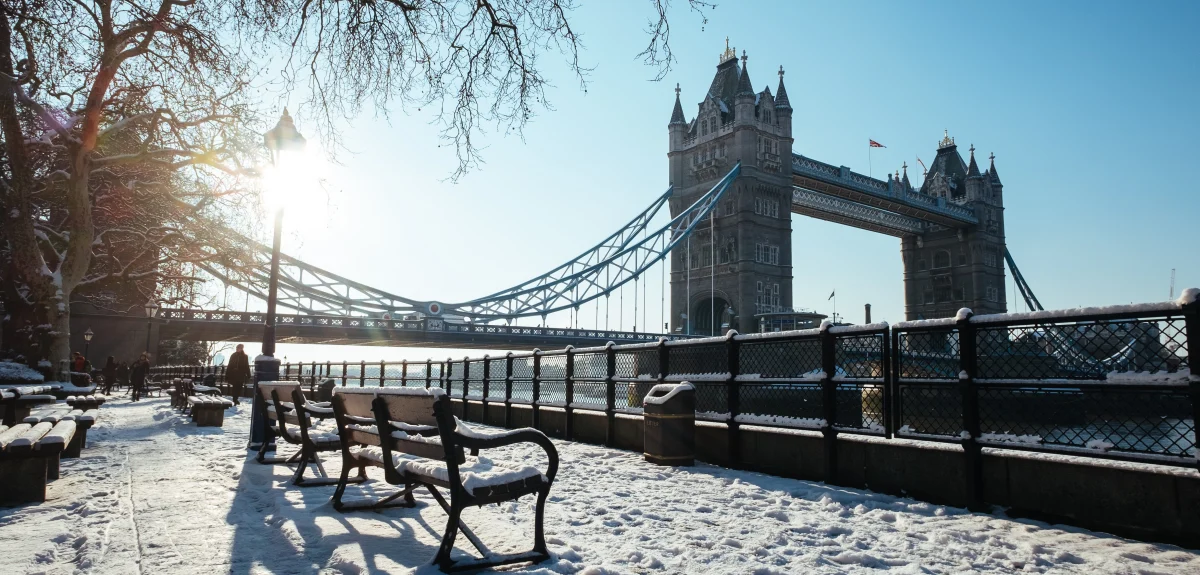 Christmas in London hero