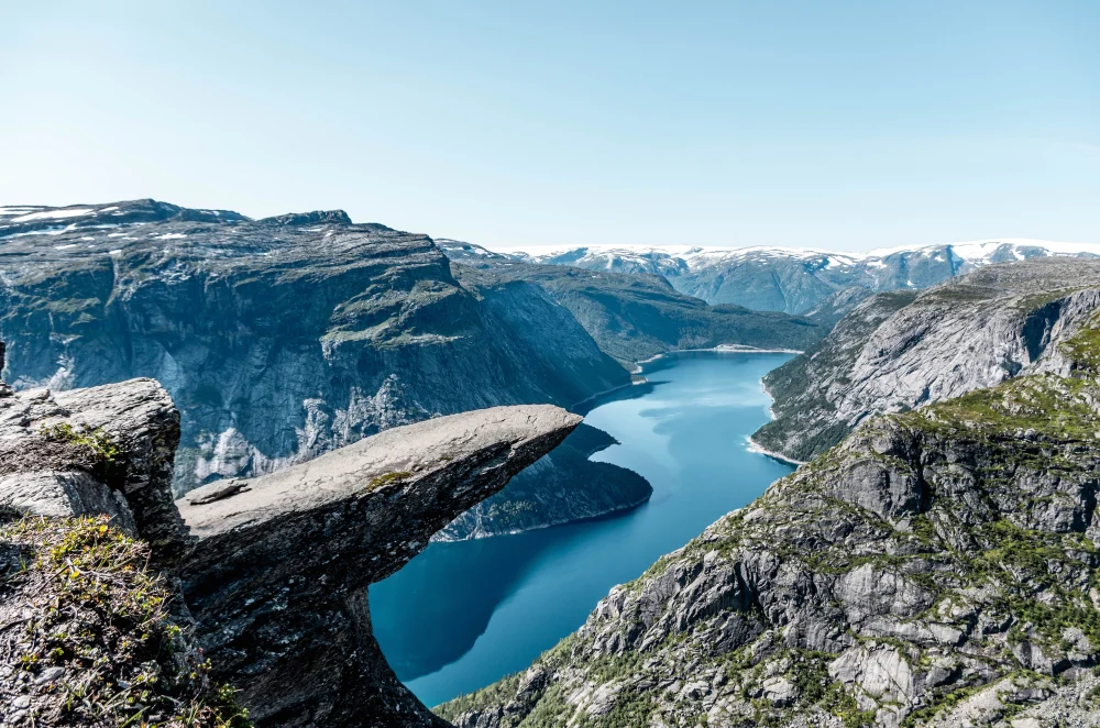Trolltunga Hardanger fjord