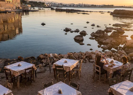 Kystrestauranten Thalassino Ageri i Chania