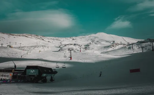 Skilift i Sierra Nevada