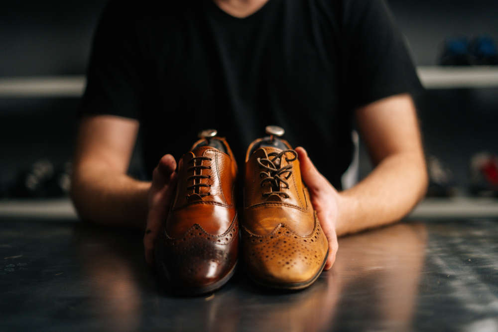 Brown leather shoes – leather quality control