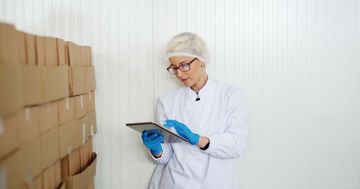 SQF Storage & Distribution Food Safety Code: Compliance Guide | QIMA/WQS