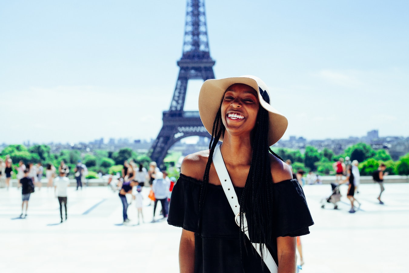 The best prepaid eSIM plans for a trip to France