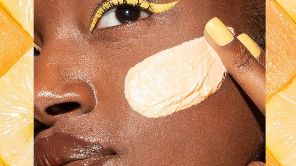 how-to-apply-a-face-mask