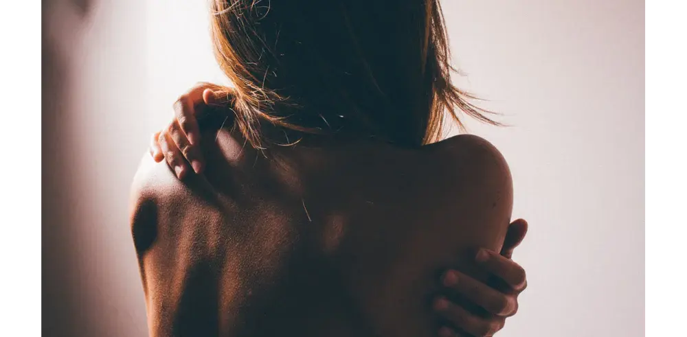 How To Get Rid of Blackheads on Your Back 77e21a60-cee1-45db-9309-f217aa8f62af