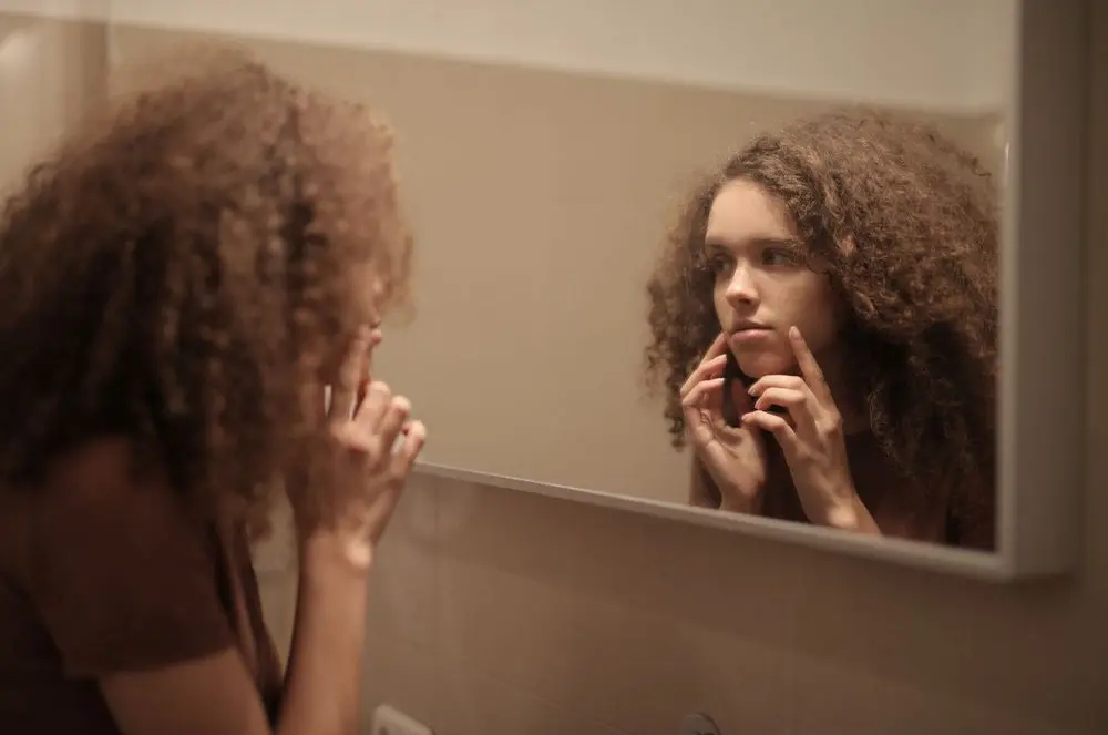 adult_acne_what_it_is_and_how_to_treat_it-1_IMG