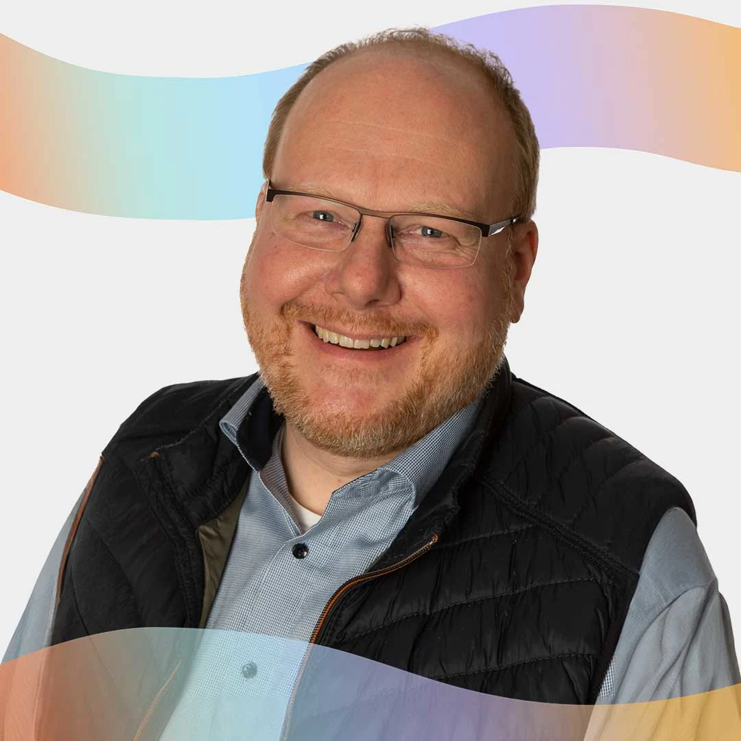 Sven Elbert Headshot