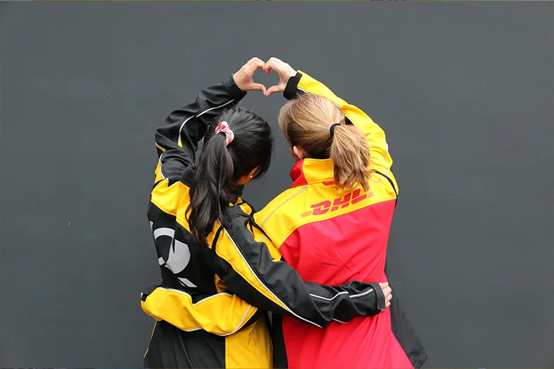 DHL-love