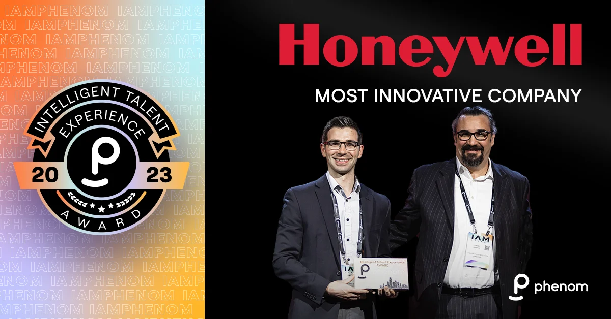 Honeywell accepts team award at IAMPHENOM