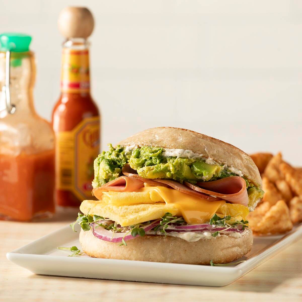 Bacon, Egg, and Avocado Breakfast Sandwich | Simplot Foods