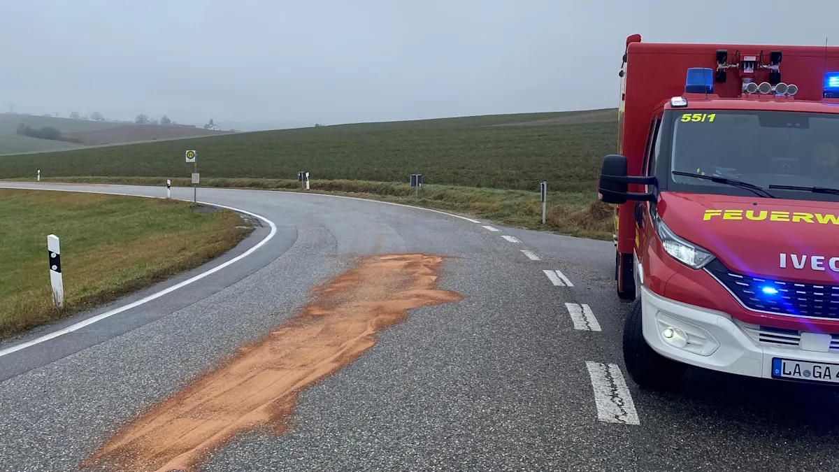 THL1 Straße reinigen