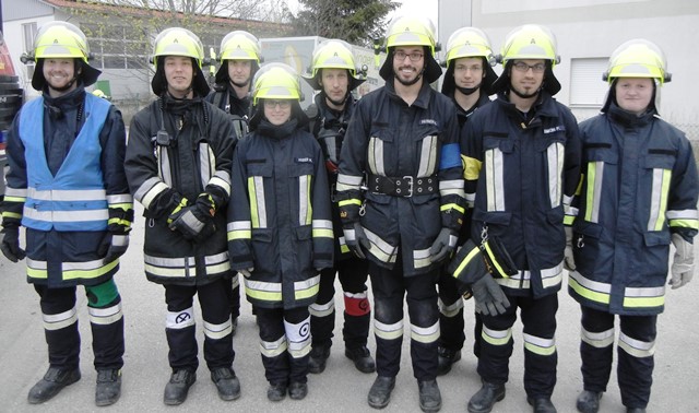 Leistungsabzeichen von 2 Gruppen