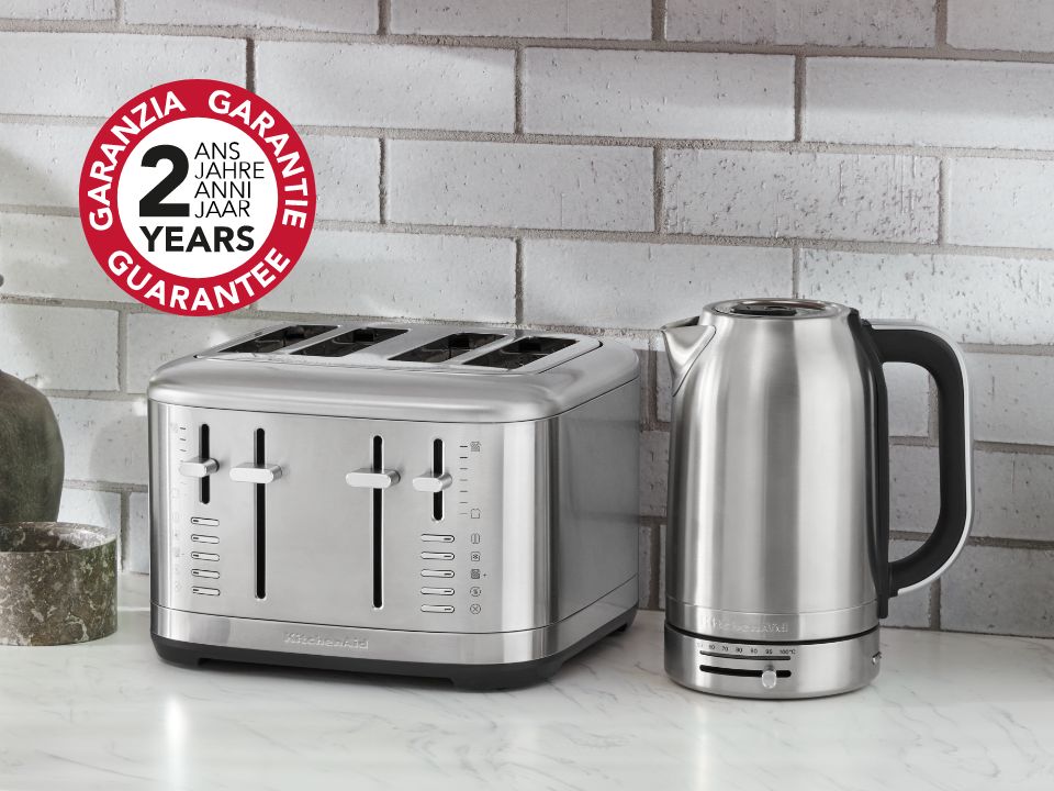 Toaster-4-slice-5KMT4109-stainless-steel-on-countertop-with-kettle