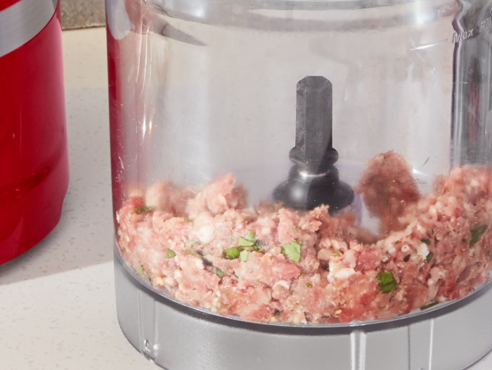 get-started-cordless-food-chopper-mince-beef