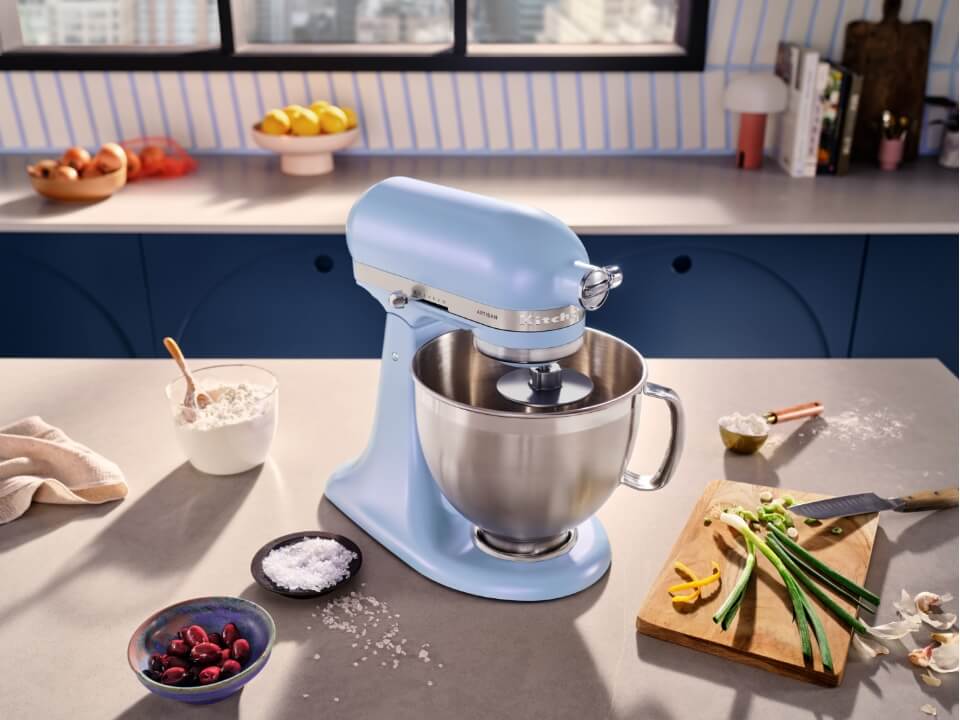 Mixers-tilt-head-4.8L-artisan-colour-of-the-year-2024-blue-salt-recipe