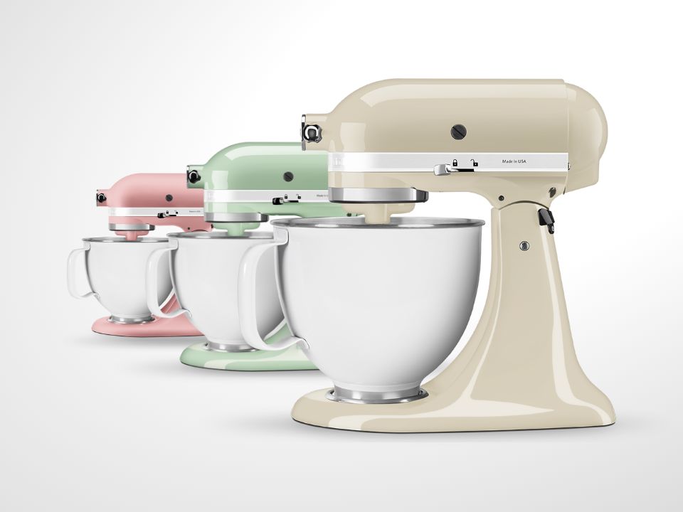 Accessories-stainless-steel-bowl-white-mixer-in-different-match-colours