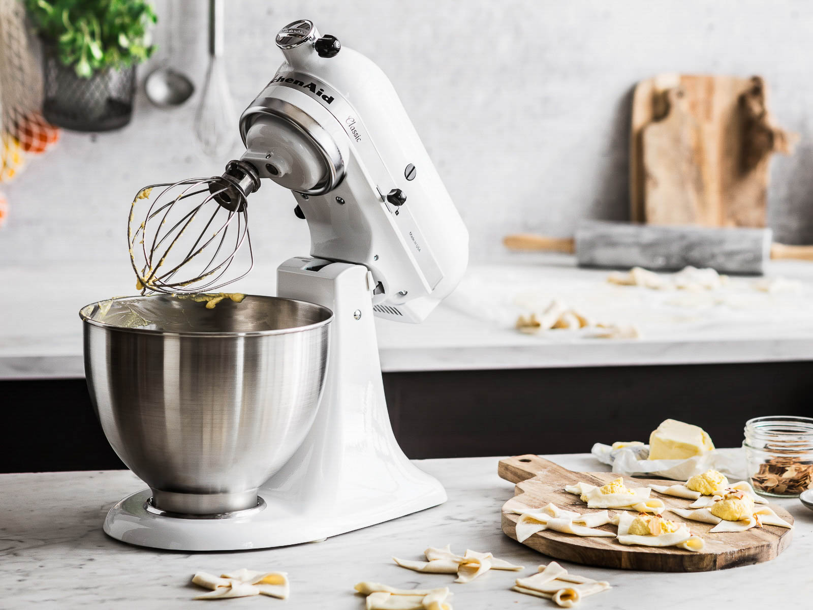 KØKKENMASKINE MED 4,3 L – CLASSIC - Hvid | KitchenAid DK