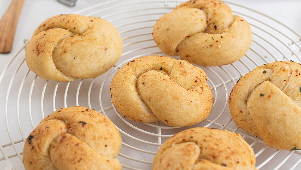 garlic-bread-rolls