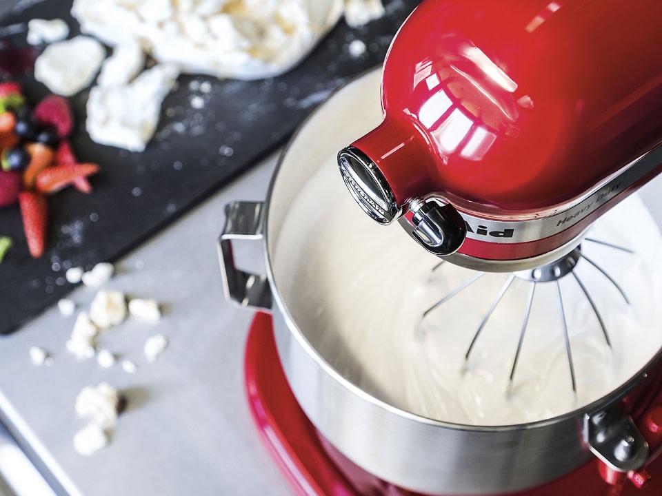 Stand-mixer-bowl-lift-4.8L-heavy-duty-empire-red-top-view-mixing-cream