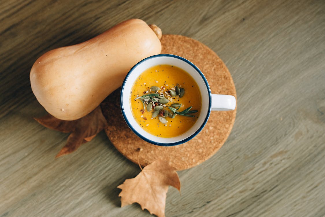 A-cup-of-vegetable-soup