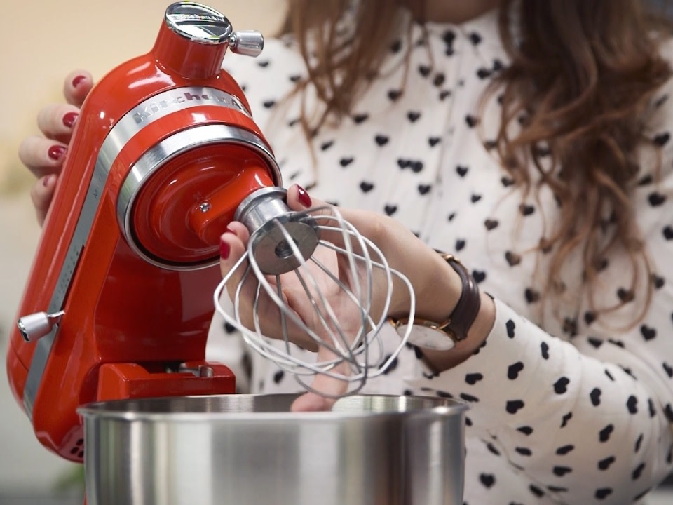 Accessories-mixer-whisk-empire-red-mixer-with-whisk-close-up