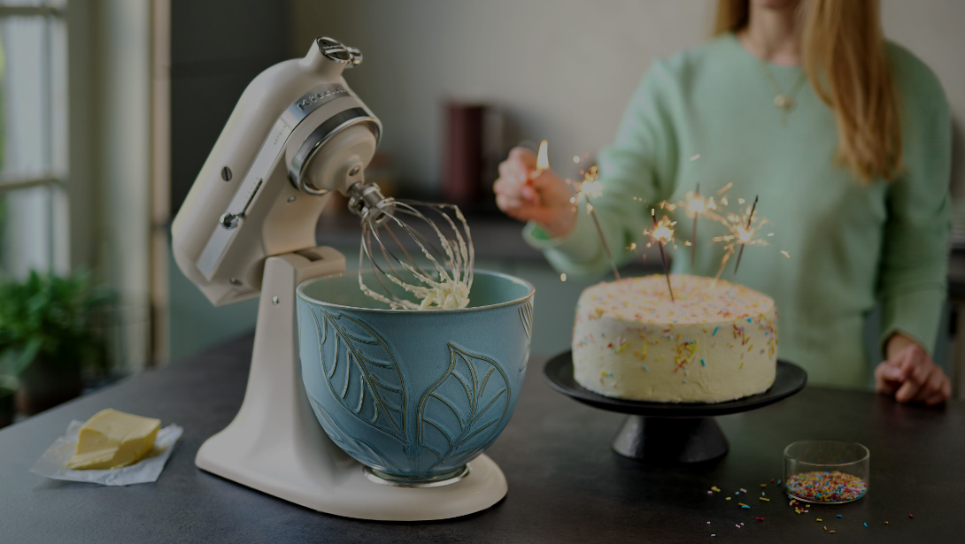 faq-tooltip-background_stand-mixers