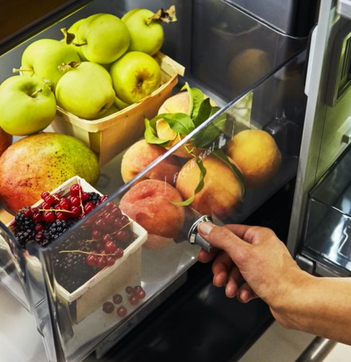 Fruit-in-the-fridge