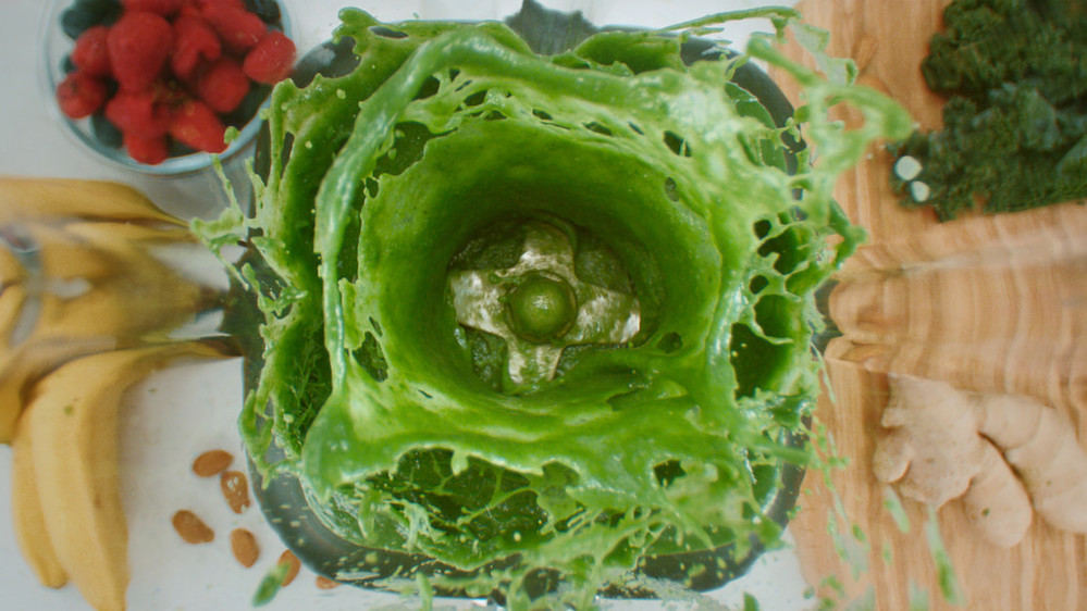 green-smoothie-vortex