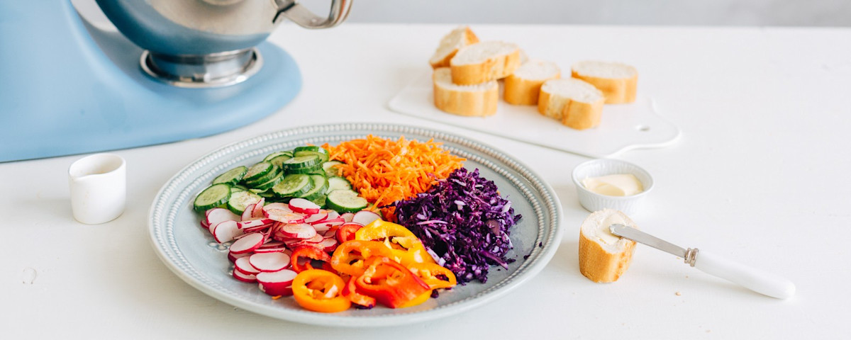 Rainbow salad | KitchenAid UK