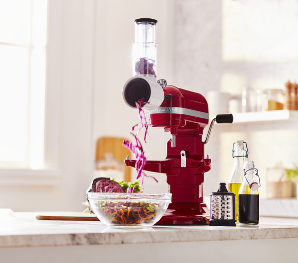 Making-shreds-for-rainbow-salad-with-vegetable-slicer-and-shredder