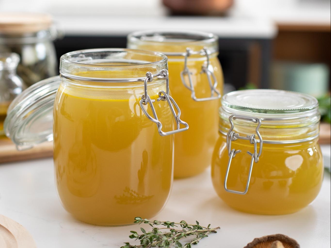 Bouillon de légumes pour 6 personnes - Recettes - Elle à Table