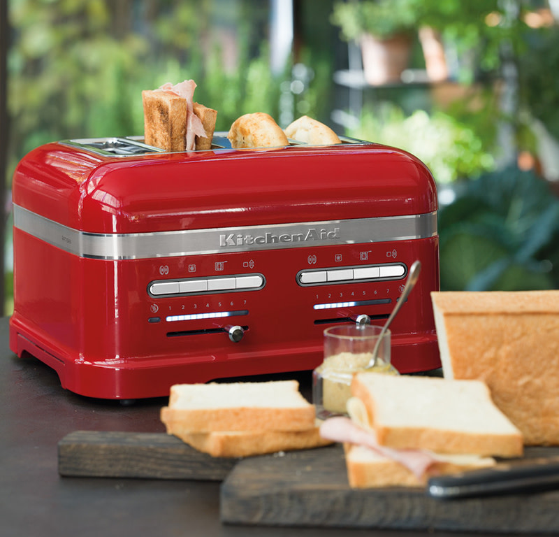 red-toaster-4-slice-artisan