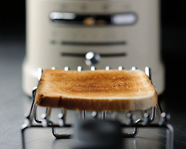 Toasters IE KitchenAid IE