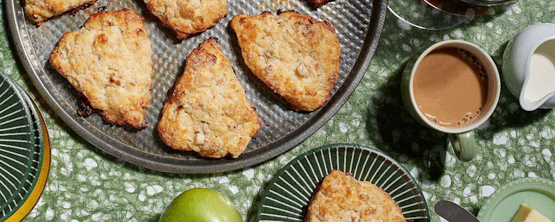 Scones met appel en cheddar